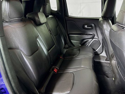 Used 2021 Jeep Renegade Trailhawk image 25