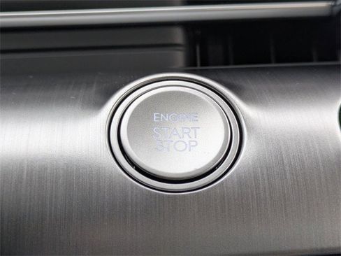 New 2026 Hyundai Kona SE image 25