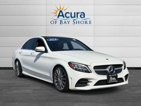 Used 2019 Mercedes-Benz C 300 4MATIC Sedan image 4