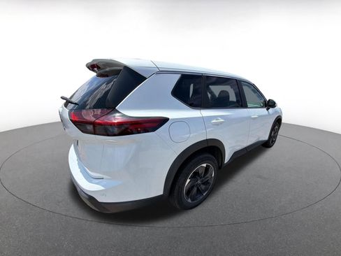 Used 2025 Nissan Rogue SV FWD image 6