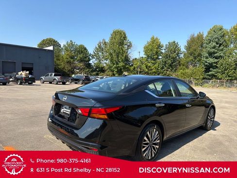 New 2025 Nissan Altima 2.5 SV image 7