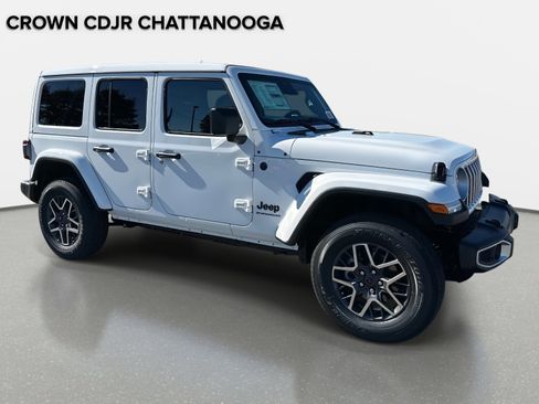 New 2026 Jeep Wrangler Unlimited Sahara w/ Safety Group AWD/4WD image 2