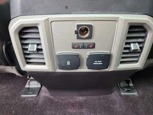 Used 2017 Ford F150 Lariat w/ Equipment Group 502A Luxury image 26