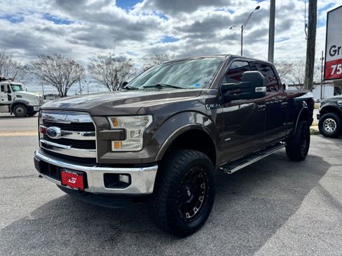 Used 2015 Ford F150 Lariat w/ Equipment Group 501A Mid image 7