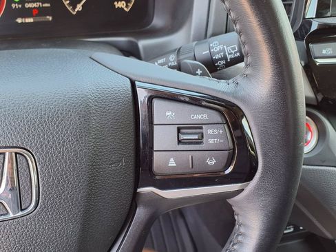 Used 2025 Honda Odyssey EX-L image 30