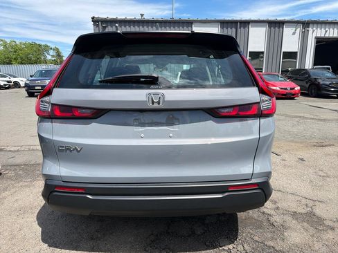 Used 2023 Honda CR-V LX image 8