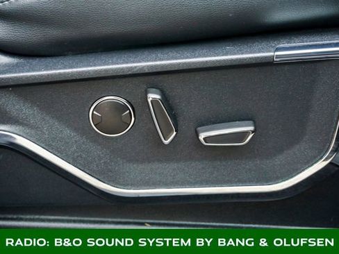 Used 2021 Ford F150 Lariat w/ Equipment Group 502A High image 5