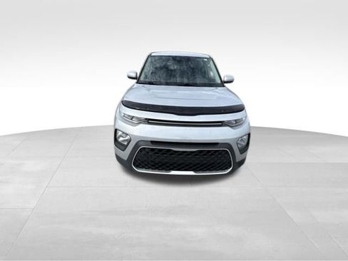 Used 2020 Kia Soul LX FWD image 2