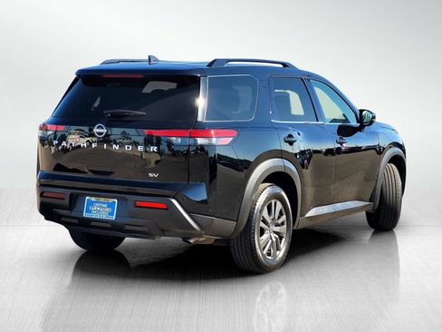 Used 2023 Nissan Pathfinder SV FWD image 4