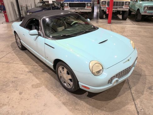 Used 2003 Ford Thunderbird RWD image 28