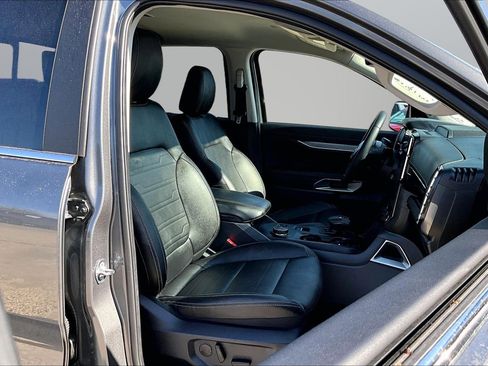 Used 2024 Ford Ranger Lariat w/ FX4 Off-Road Package image 7