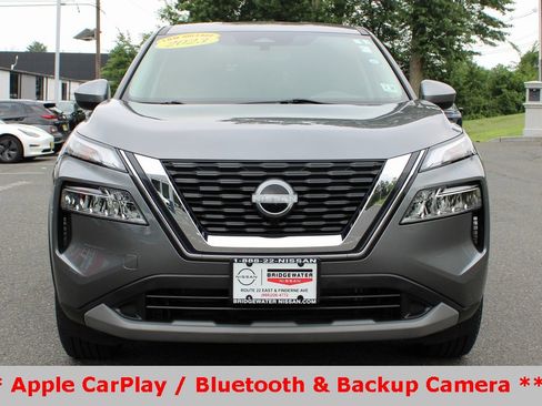 Certified 2023 Nissan Rogue SV image 2