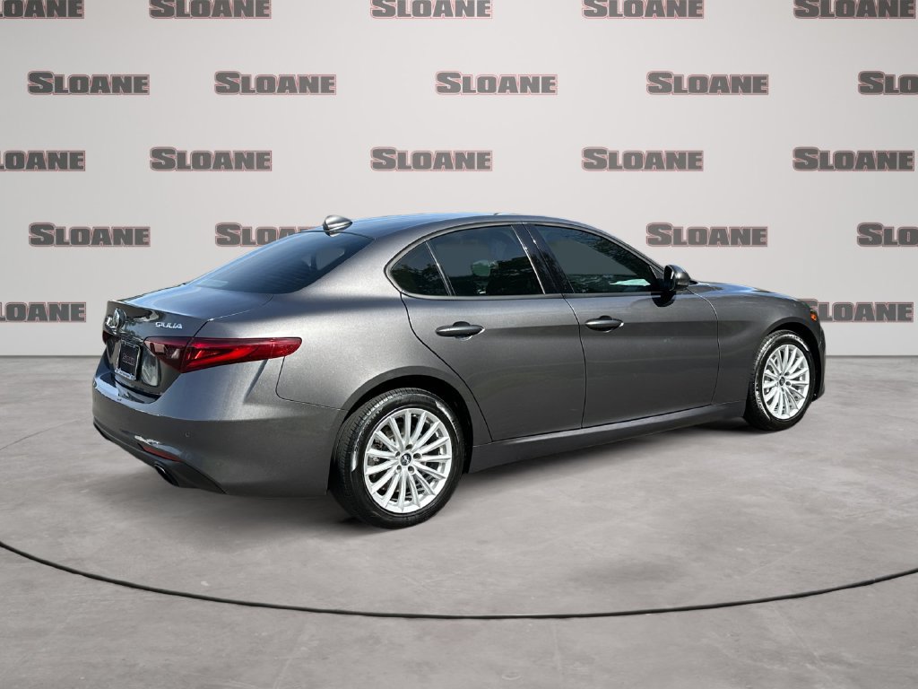 Used 2023 Alfa Romeo Giulia Sprint AWD/4WD image 5