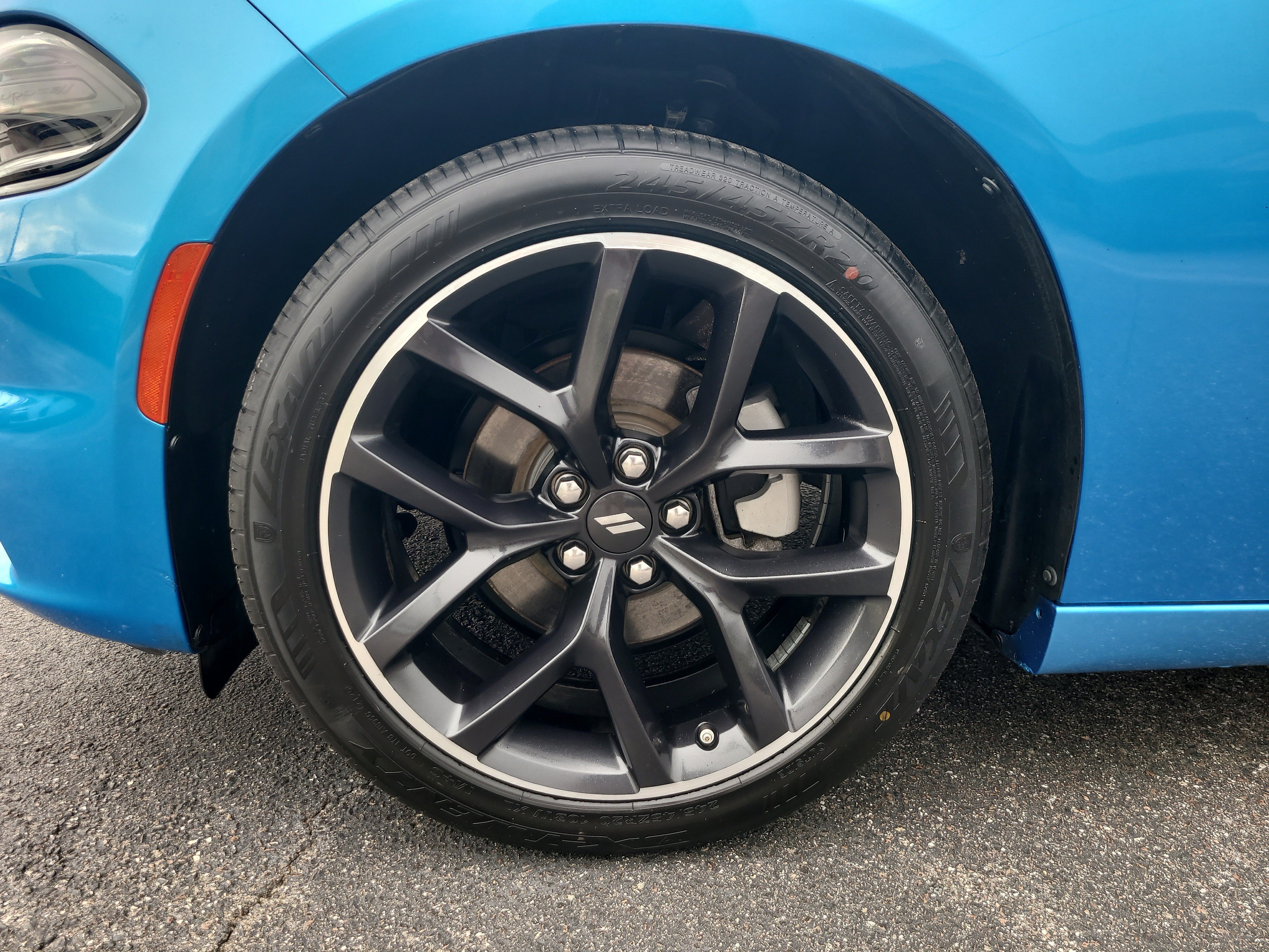 Used 2023 Dodge Charger SXT w/ Plus Group RWD image 9