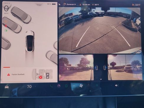 Used 2022 Tesla Model Y Long Range image 17