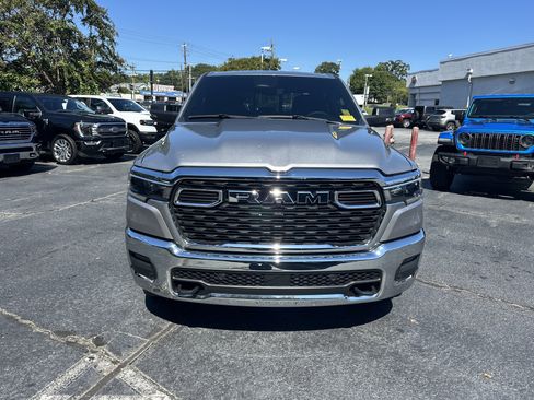 Used 2025 RAM 1500 Big Horn AWD/4WD image 2