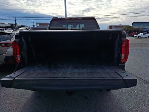 Used 2023 GMC Sierra 1500 AT4 w/ Technology Package image 33