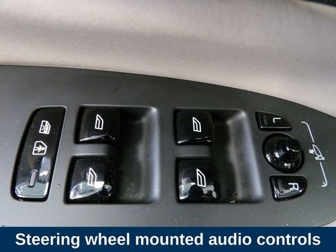 Certified 2025 Volvo XC90 T8 Plus image 11