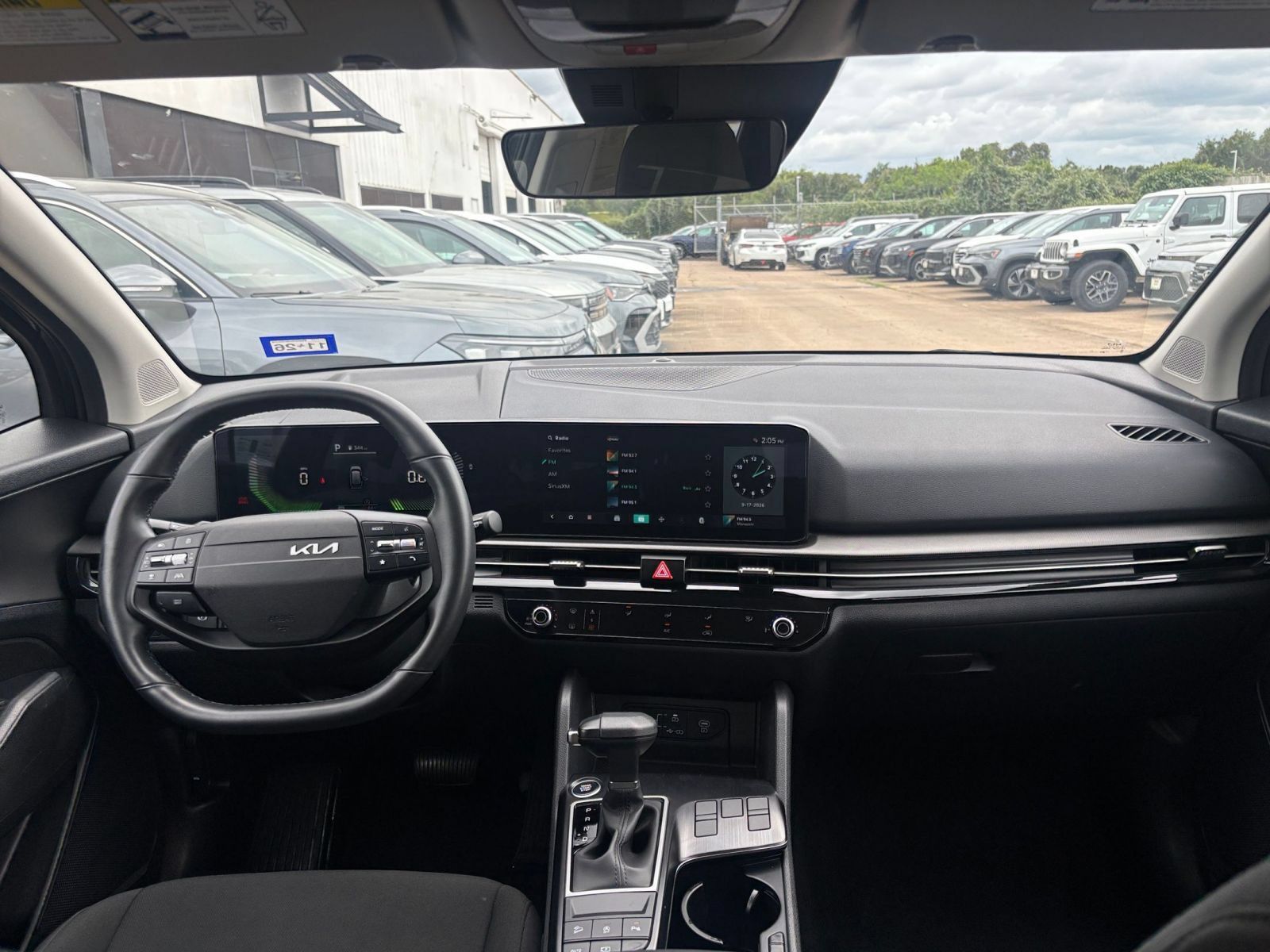 Used 2026 Kia Sportage LX FWD image 32