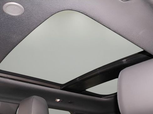 Used 2026 Land Rover Range Rover Evoque S image 27