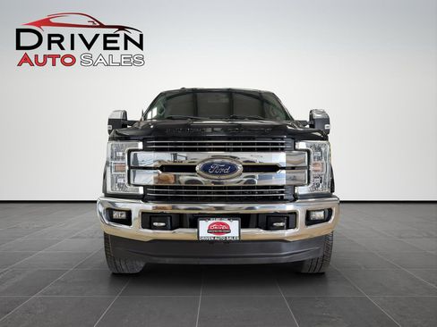 Used 2018 Ford F350 Lariat w/ Chrome Package AWD/4WD image 9