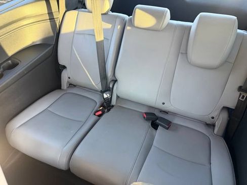 Used 2018 Honda Odyssey Elite image 23