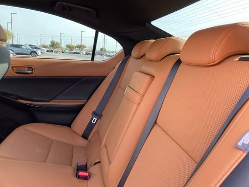 Used 2023 Lexus IS 300 300 w/ Premium Package image 11