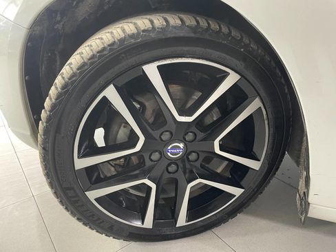 Used 2017 Volvo S60 T5 Dynamic w/ Vision Package image 10