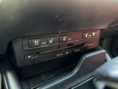 Used 2021 Lexus ES 350 F Sport image 13