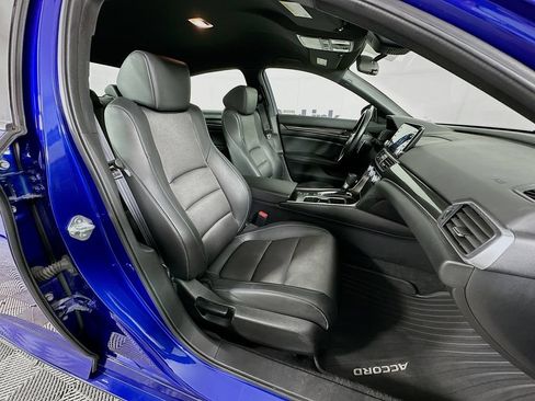 Used 2022 Honda Accord Sport image 32