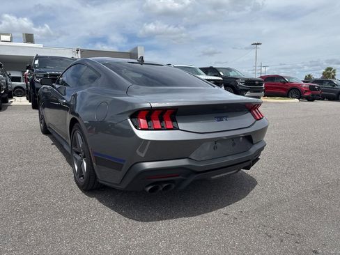 Used 2024 Ford Mustang GT Premium RWD image 3