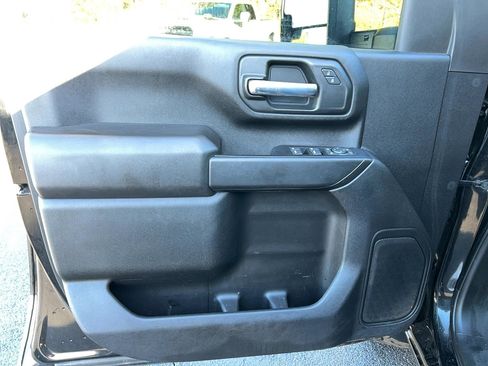 Used 2022 GMC Sierra 3500 Pro w/ Convenience Package image 13