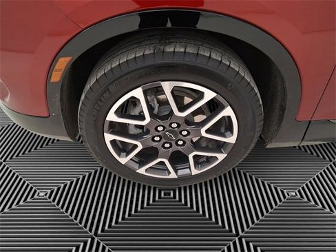 Used 2024 Chevrolet Blazer RS w/ Driver Confidence II Package image 9