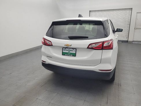 Used 2021 Chevrolet Equinox LS w/ LPO, Cargo Package FWD image 7