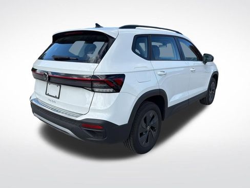 Used 2025 Volkswagen Taos S image 5