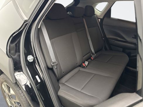 Used 2024 Hyundai Kona SEL image 17