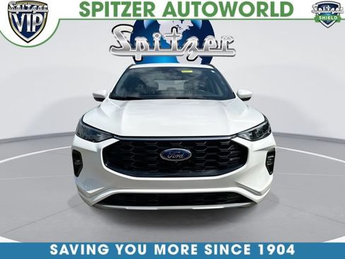 Used 2024 Ford Escape ST-Line Select w/ Tech Pack #2 AWD/4WD image 3