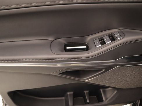 New 2025 Lincoln Navigator Reserve w/ Jet Appearance Package image 17