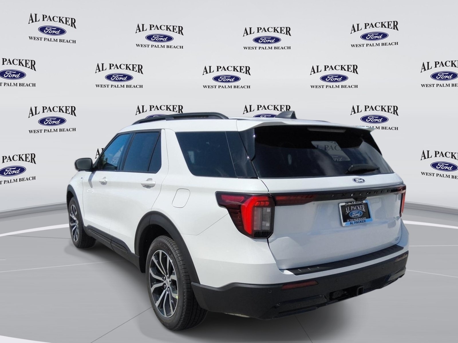 New 2027 Ford Explorer ST-Line w/ Premium Package RWD image 3