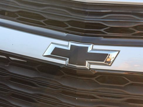 Used 2018 Chevrolet Malibu LT w/ Leather Package image 6