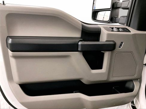 Used 2019 Ford F150 XL w/ Equipment Group 101A Mid AWD/4WD image 23