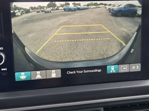 Used 2023 Honda Pilot EX-L image 18