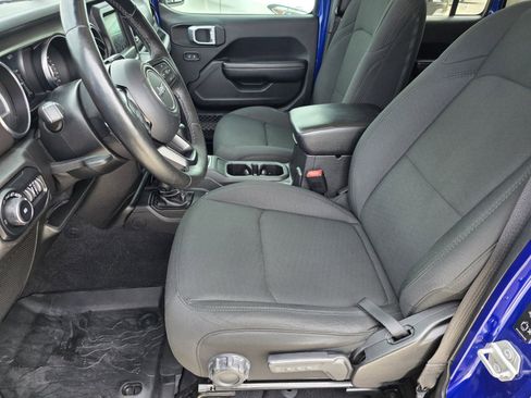 Used 2020 Jeep Wrangler Unlimited Sport image 12