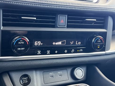 Used 2026 Nissan Rogue SV image 20