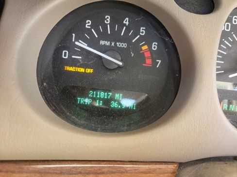 Used 2003 Buick Le Sabre Custom w/ Best Seller Package FWD image 13
