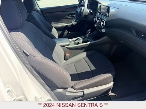 Used 2024 Nissan Sentra S FWD image 10