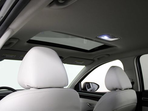 Certified 2024 Hyundai Tucson SEL w/ Convenience Package FWD image 24