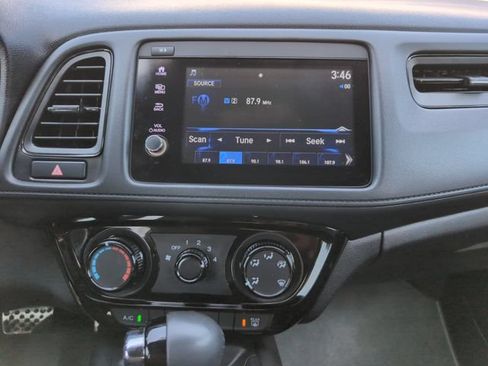 Used 2022 Honda HR-V Sport image 25