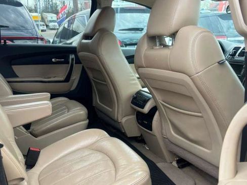 Used 2011 GMC Acadia Denali image 32