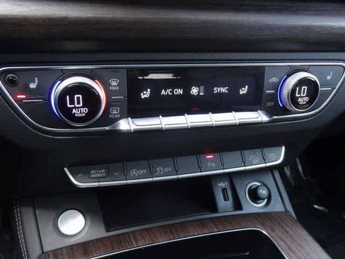 Used 2024 Audi Q5 2.0T Premium Plus image 34